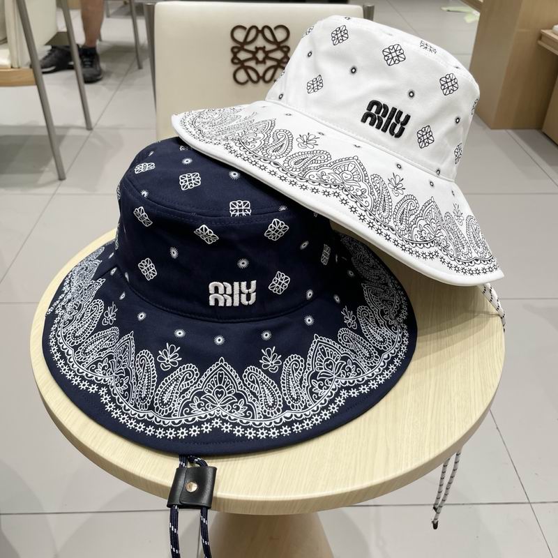Miumiu hat 071604